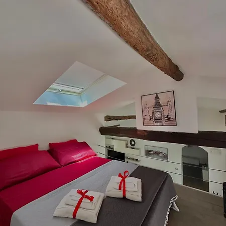 Ca' Del Grillo Apartment *