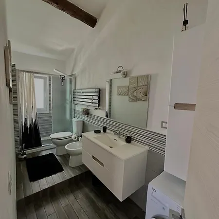 Ca' Del Grillo * La Spezia