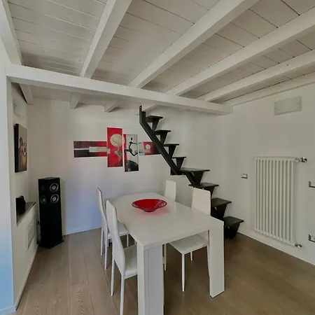 Apartment Ca' Del Grillo *