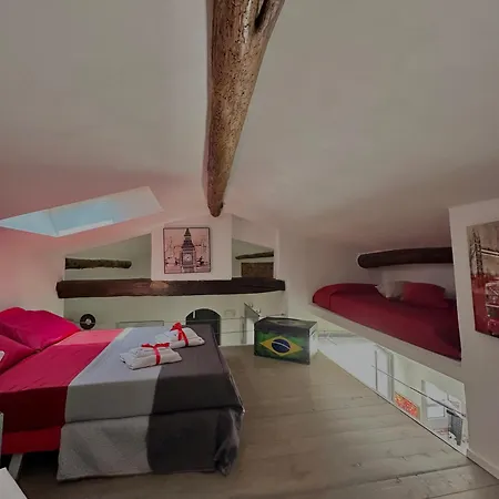 Ca' Del Grillo Apartment